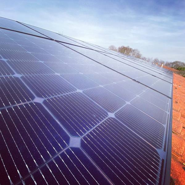Faire un devis pour installer des panneaux solaires à Toulouse et ses environs
