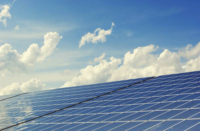 Pose de panneaux photovoltaïques Sunpower sur toiture terrasse à Toulouse proche Balma 