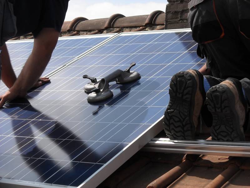 Vente de panneaux photovoltaïque pour toiture maison à Toulouse